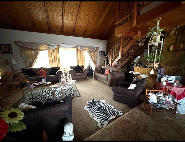 4 BEDROOM HOUSE FOR SALE IN VAN DER MERWES KROON